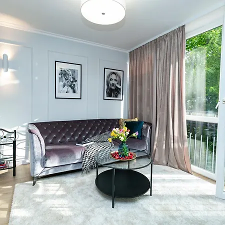 Krochmalna 2 - Better * ורשה